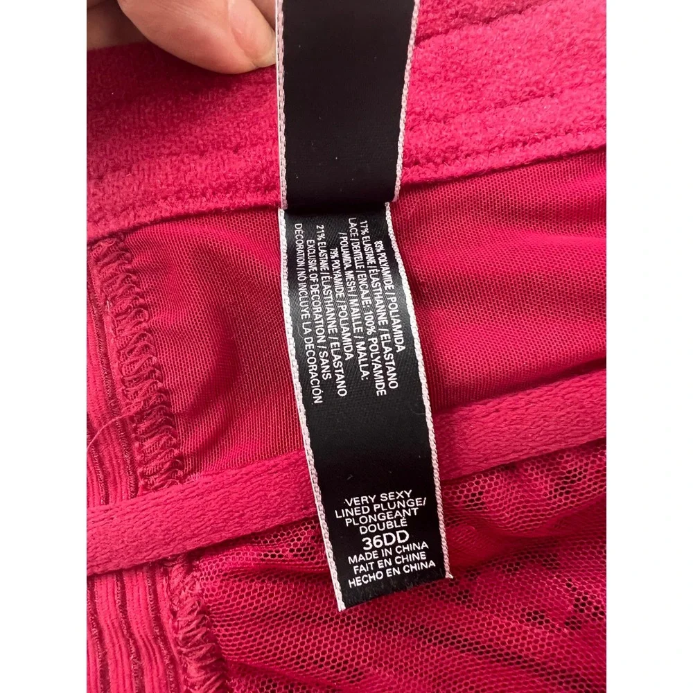 Victoria's Secret‎ Bra sexy plunge Adjustable Straps Hook Back sexy lined 36DD